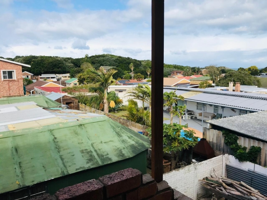 4 Bedroom Property for Sale in Christmas Rock Eastern Cape
